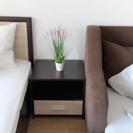 Apartment роса